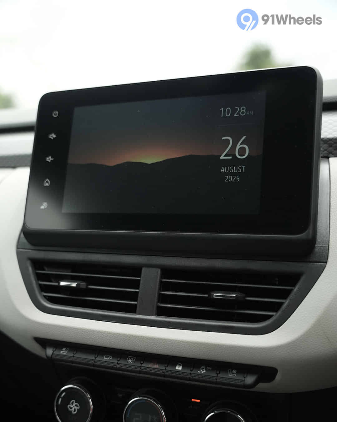 Front Centre Air Vents