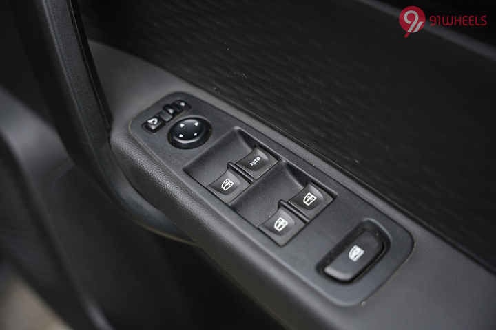 Renault Kiger 2021-2025 Driver Side Door Switches