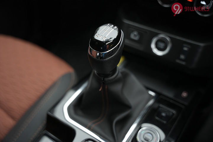 Renault Kiger 2021-2025 Gear Shifter/Gear Shifter Stalk