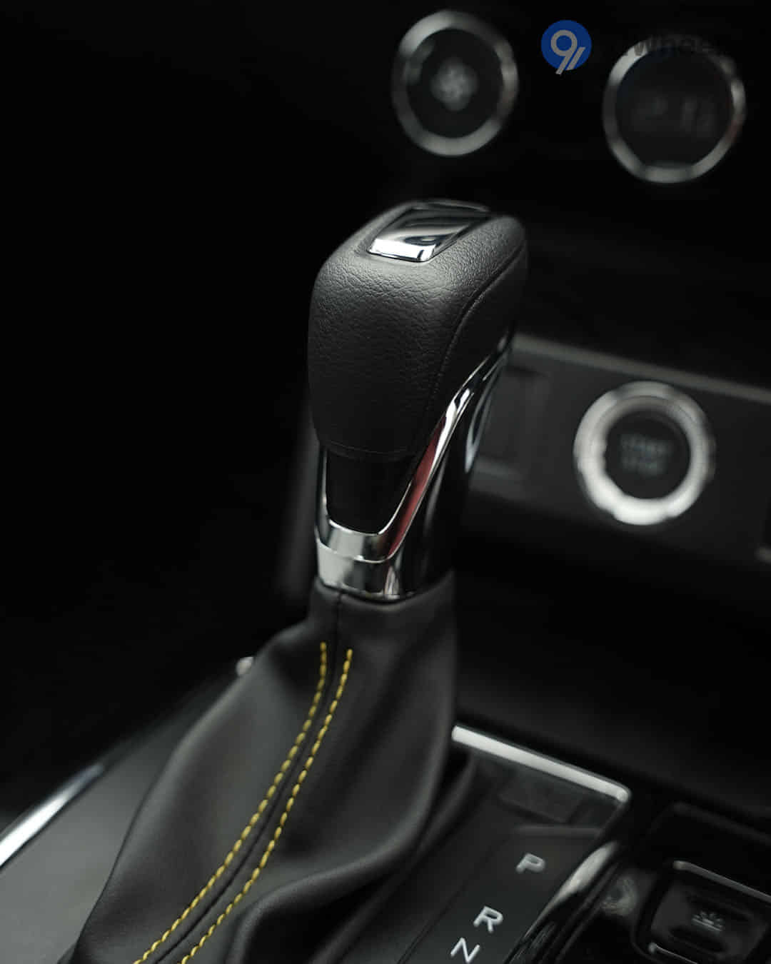 Gear Shifter / Gear Shifter Stalk