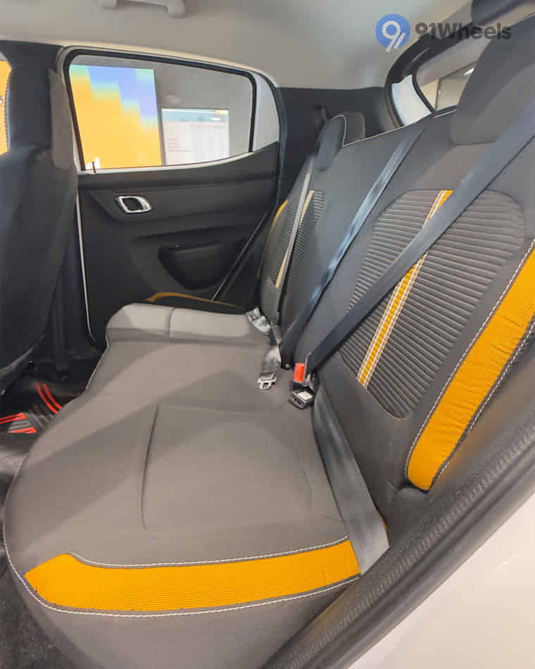 Seats & Cabin Comfort - 1 Seats & Cabin Comfort - 1