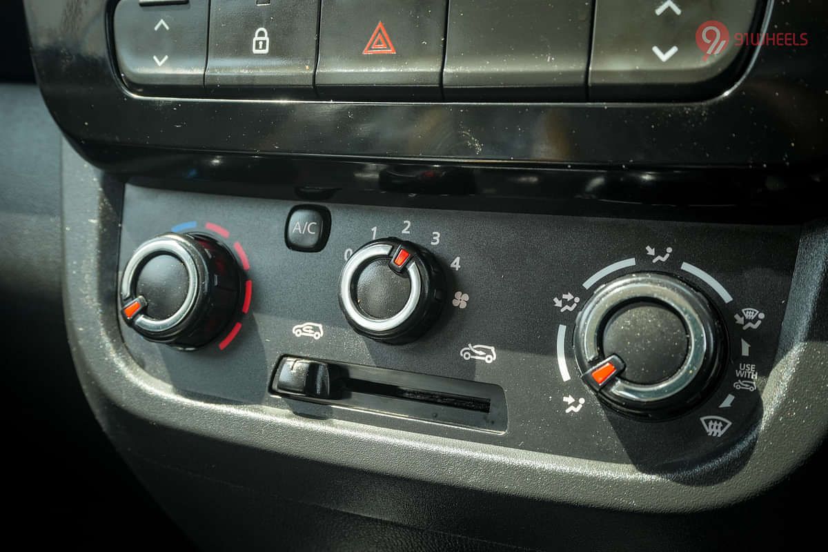 Renault Kwid AC Controls
