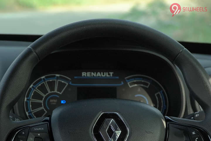 Renault Kwid Head-Up Display (HUD)