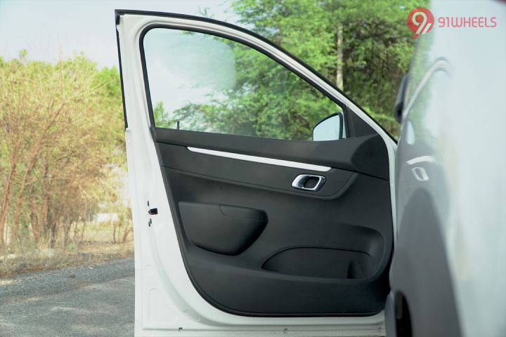 Renault Kwid Front Passenger Side Door Pad