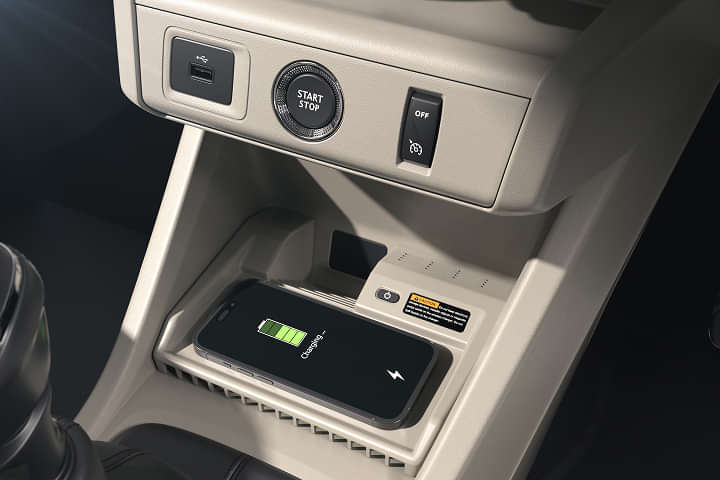 Renault Triber USB Port/Power Socket/Wireless Charging