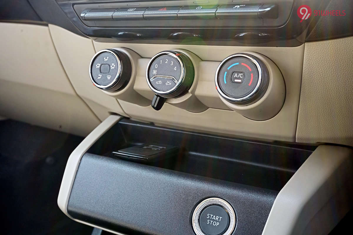 Renault Triber AC Controls