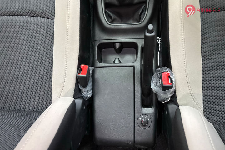Renault Triber 2020-2025 Front Centre Arm Rest