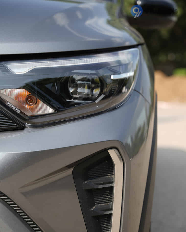 Headlights & Tail-lights - 1