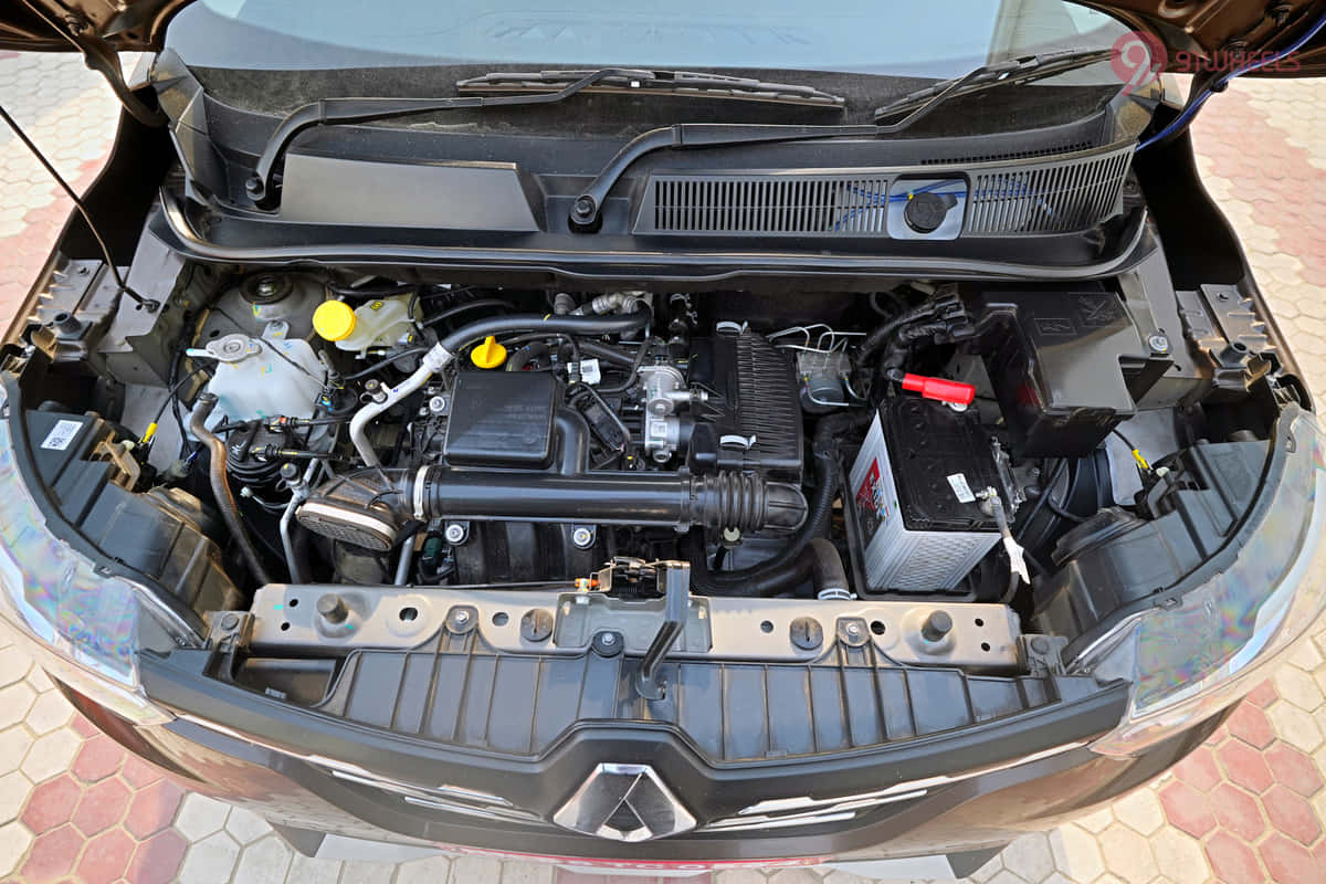Renault Triber Price 2025 | Car Images, Reviews, Mileage