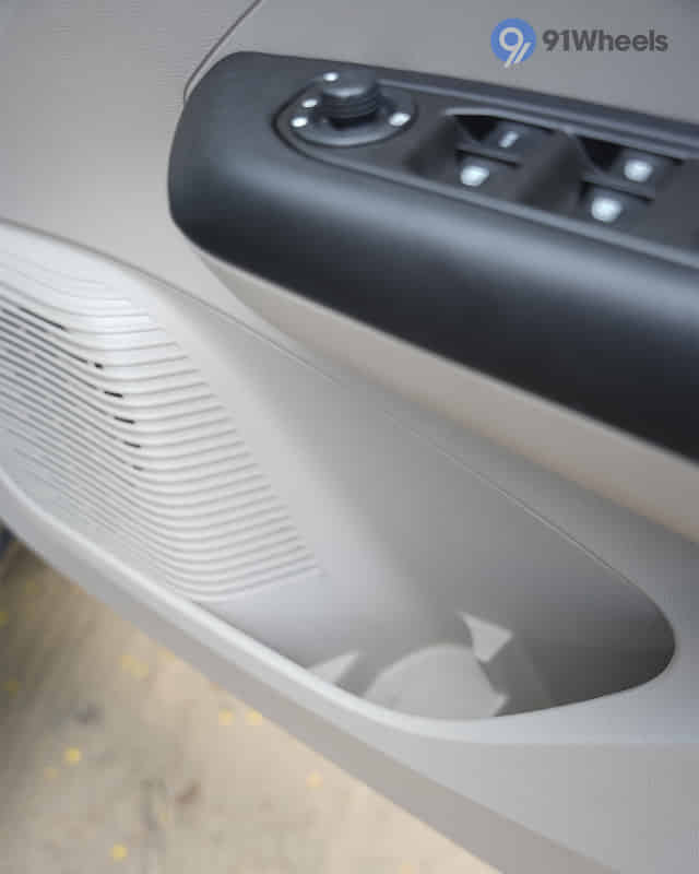 Triber Outer Rear View Mirror (ORVM) Controls