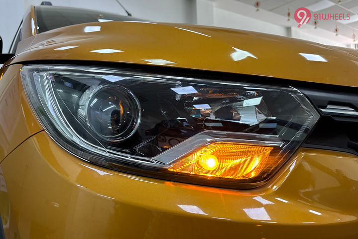 Renault Triber 2020-2025 Headlight