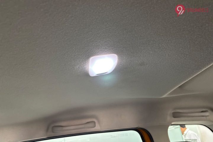 Renault Triber 2020-2025 Rear Row Roof Mounted Cabin Lamps