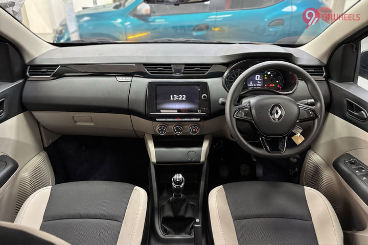 Renault Triber 2020-2025 Dashboard
