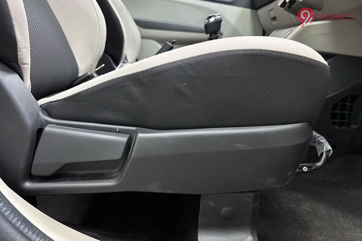 Renault Triber 2020-2025 Seat Adjustment for Driver