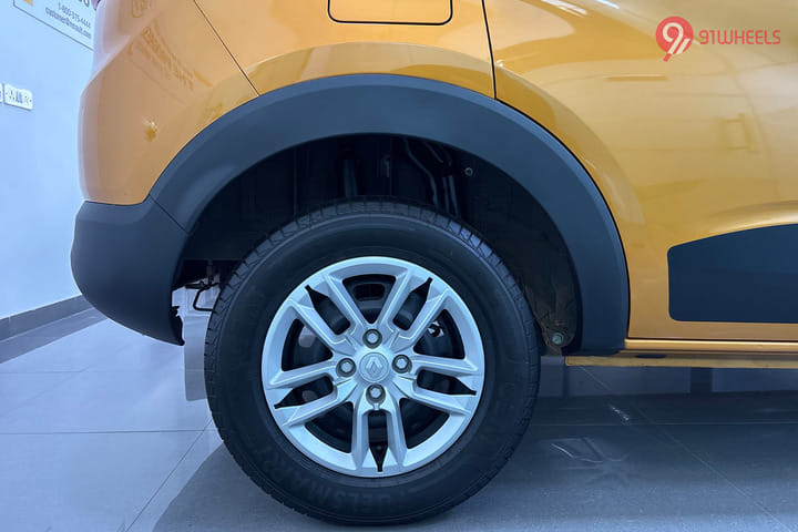 Renault Triber 2020-2025 Rear Fender