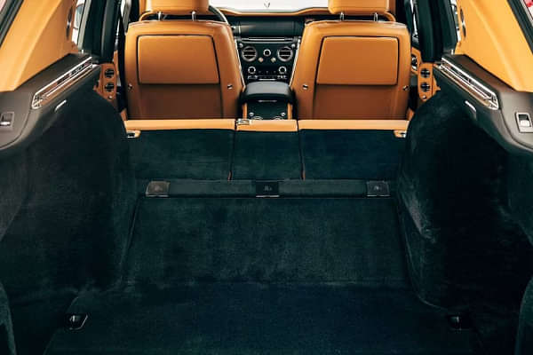 Rolls-Royce Cullinan Open Boot/Trunk