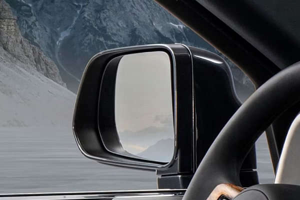 Rolls-Royce Cullinan Outer Rear View Mirror ORVM Controls