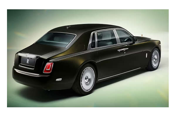 Rolls-Royce Phantom Right Rear Three Quarter