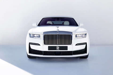 Rolls-Royce Ghost V12 Front View Image