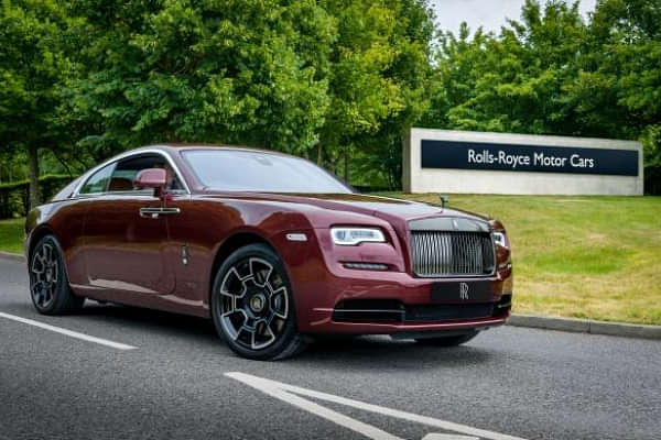 Rolls-Royce Wraith Right Front Three Quarter