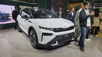 Skoda Elroq Right Front Three Quarter Skoda Elroq Right Front Three Quarter