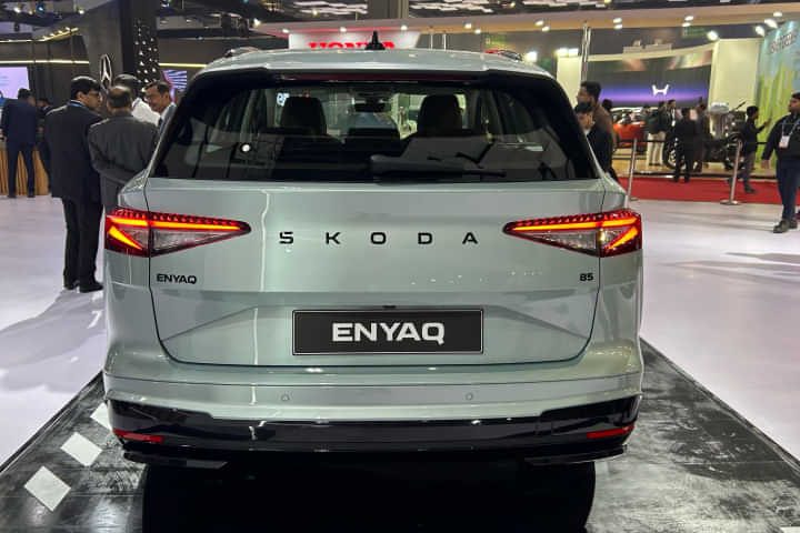 Skoda Enyaq iV Rear Profile Skoda Enyaq iV Rear Profile