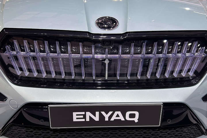 Skoda Enyaq iV Grille