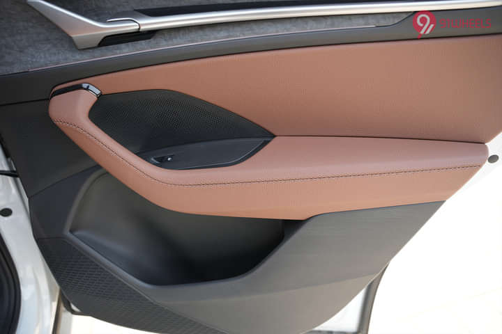 Skoda Kodiaq Driver Side Front Door Pad