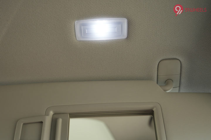 Skoda Kodiaq Rear Row Roof Mounted Cabin Lamps