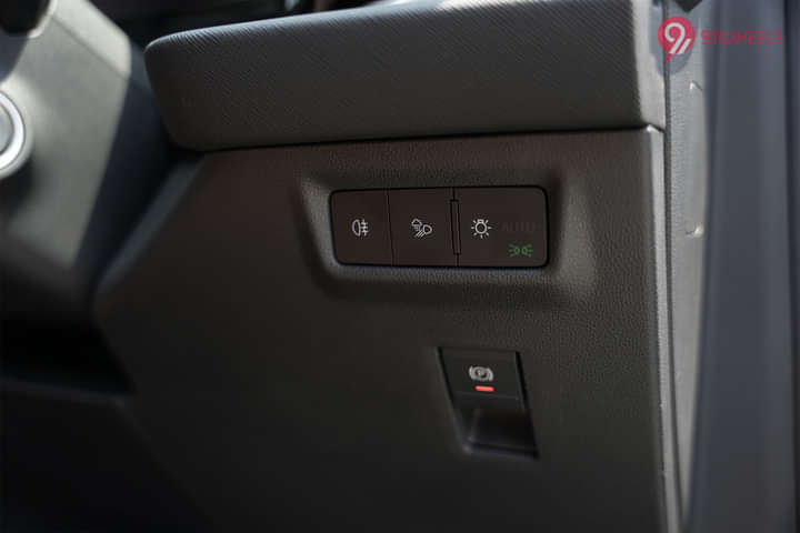 Skoda Kodiaq Bonnet/Hood release