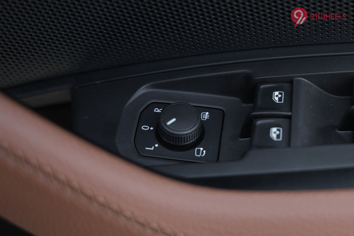Skoda Kodiaq Outer Rear View Mirror ORVM Controls