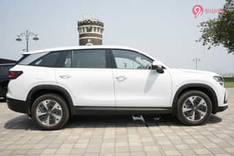 Skoda Kodiaq Right Side View Skoda Kodiaq Right Side View
