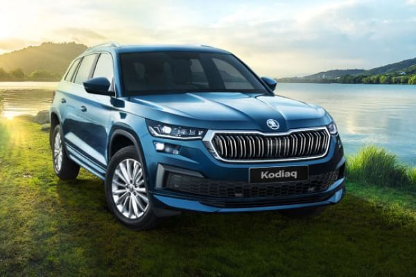 Skoda Kodiaq 2022 - 2025 Right Front Three Quarter