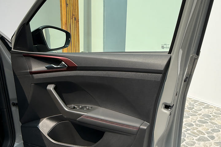 Skoda Kushaq Facelift Driver Side Door Pad Handle