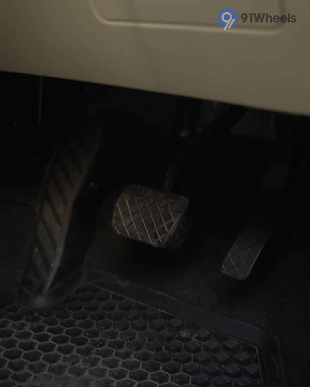 Pedals / Foot Controls Pedals / Foot Controls