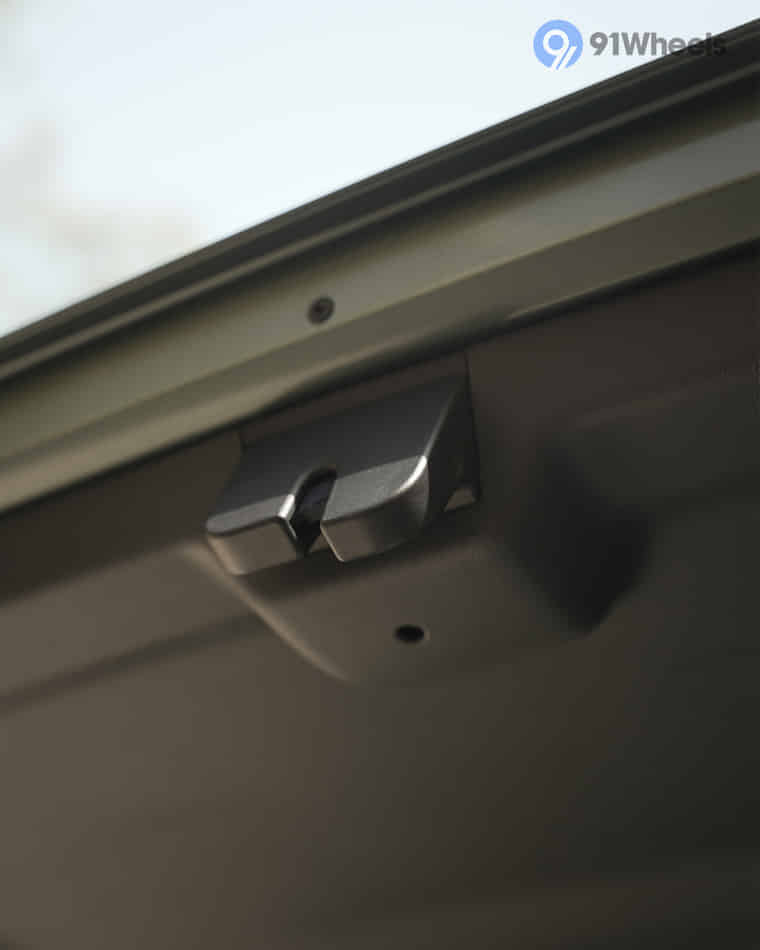 Driver Controls - 4 Driver Controls - 4