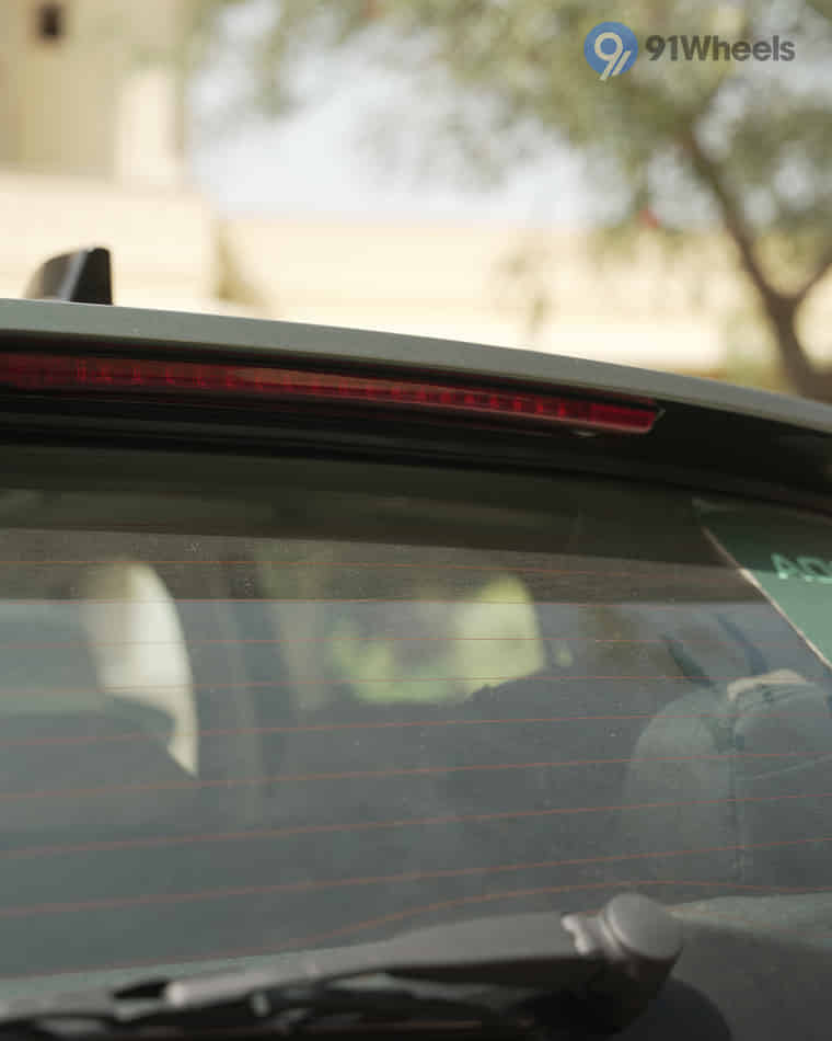 Headlights & Tail-lights - 4 Headlights & Tail-lights - 4