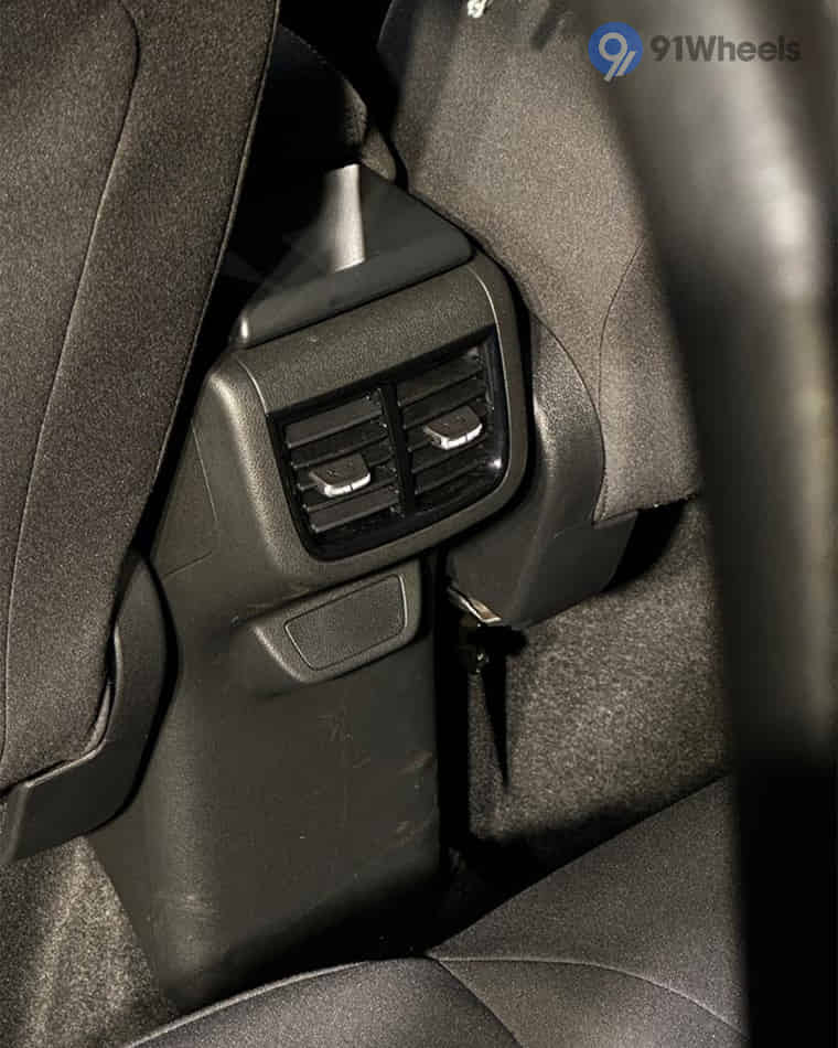 Seats & Cabin Comfort - 1 Seats & Cabin Comfort - 1