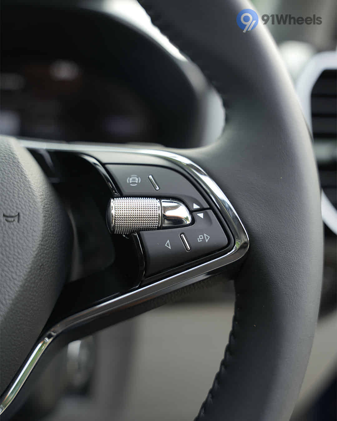 Right Steering Mounted Controls