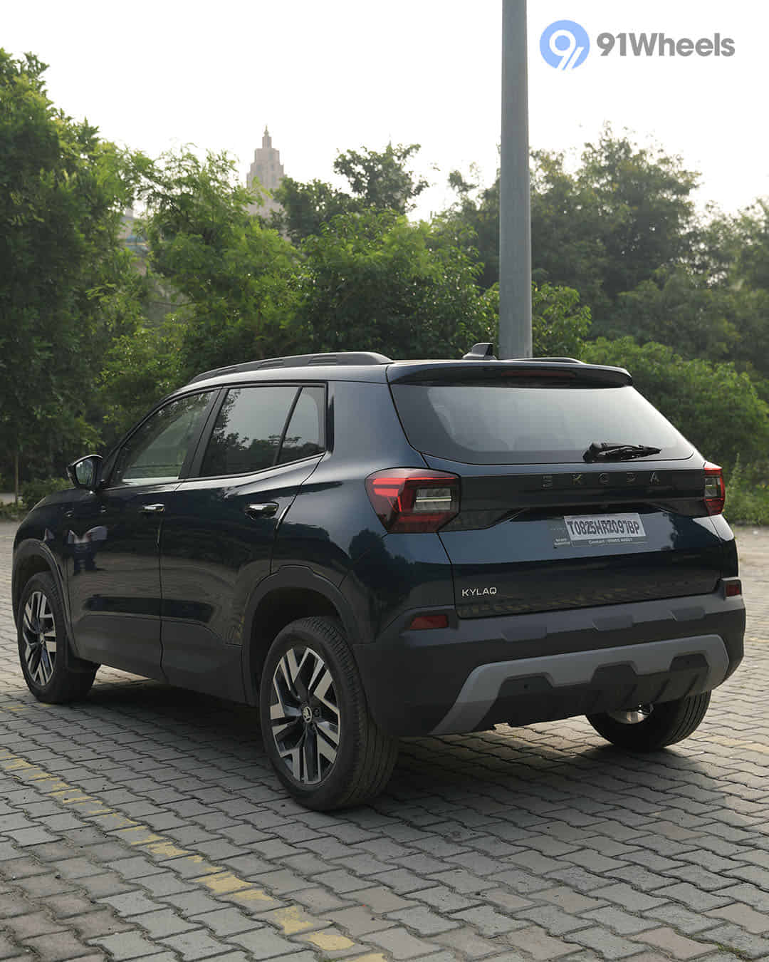 Left Rear Three Quarter