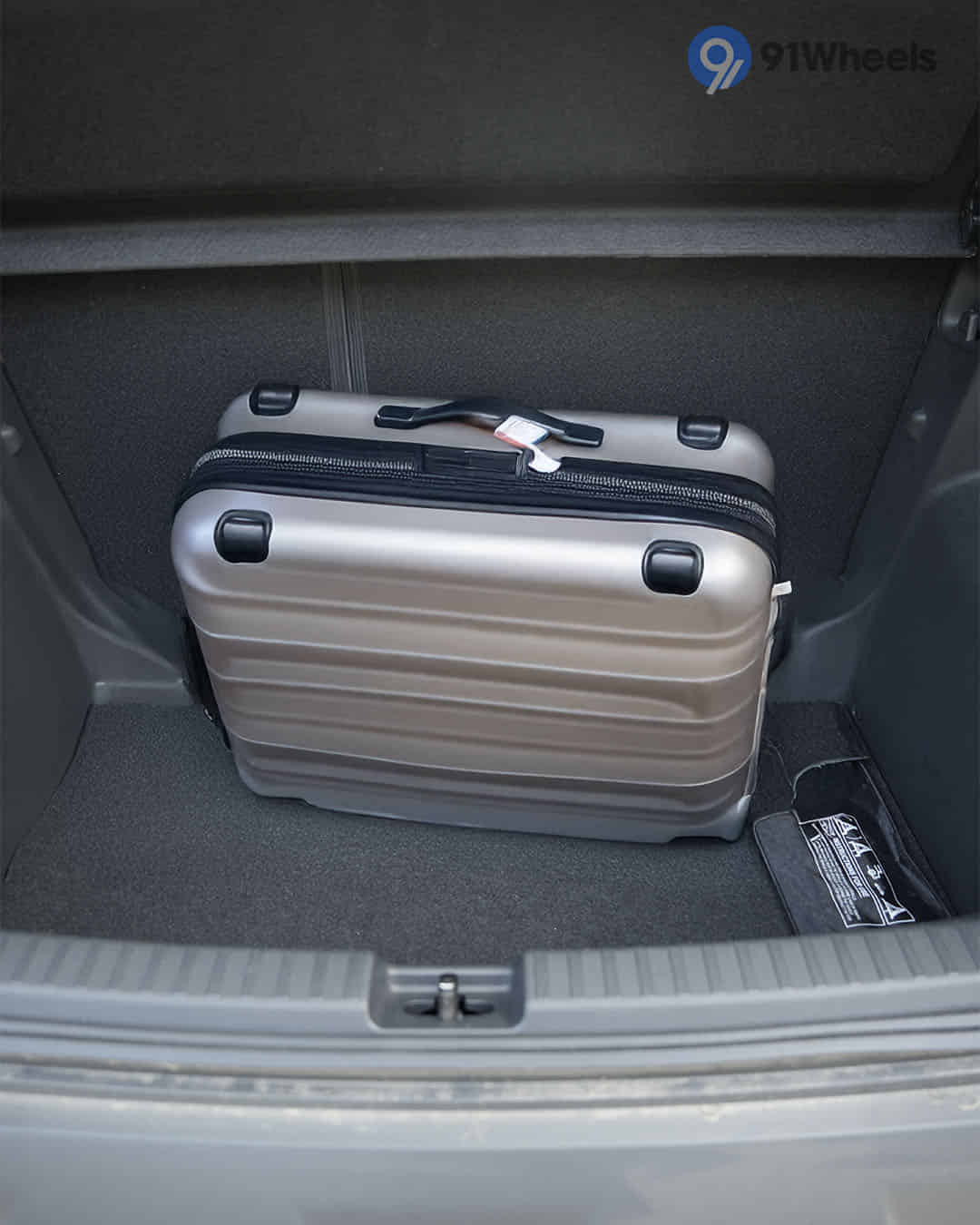 Bootspace with Luggage