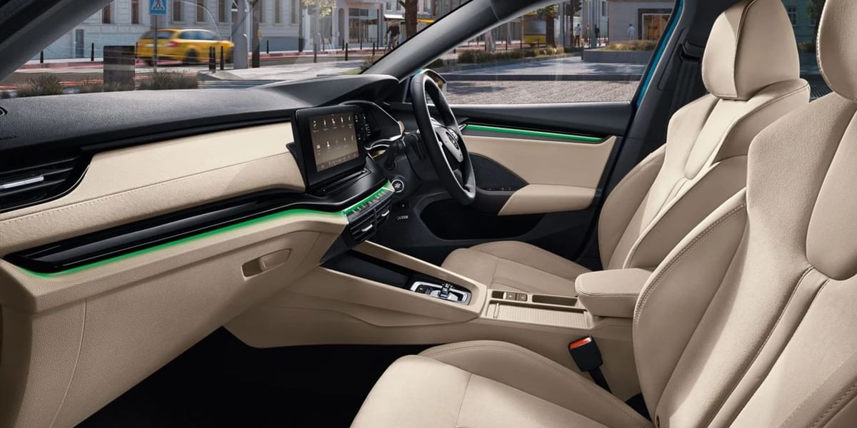 Skoda Octavia 2021-2023 View From Co-driver's Door