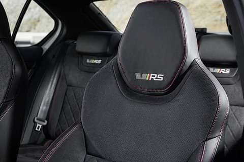 Skoda Octavia Corporate Edition 1.4 TSI Front Headrests