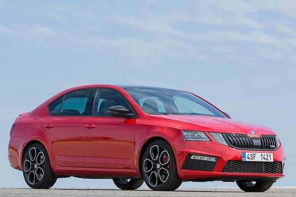 Skoda Octavia 2017-2020 Side Profile