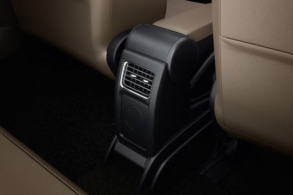 Skoda Rapid 2021-2022 Rear Vents