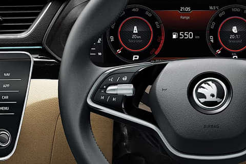 Skoda Superb Steering Controls Image