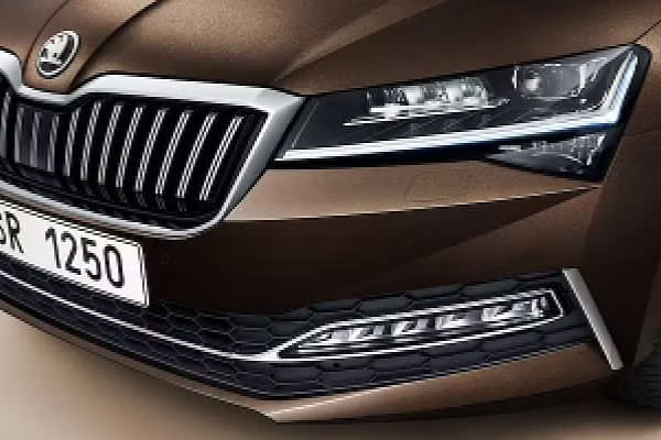 Skoda Superb 2020-2021 Headlight