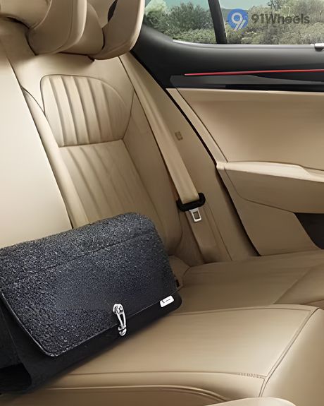 Superb 2022-2024 Rear Seats