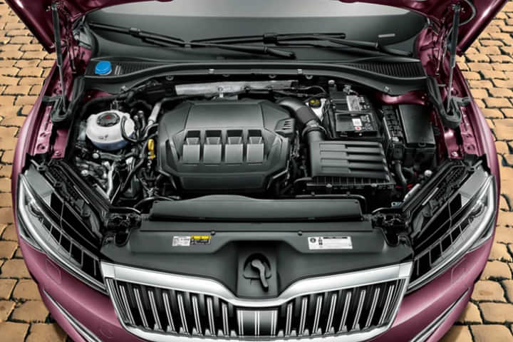 Skoda Superb 2022-2024 Engine Shot Skoda Superb 2022-2024 Engine Shot