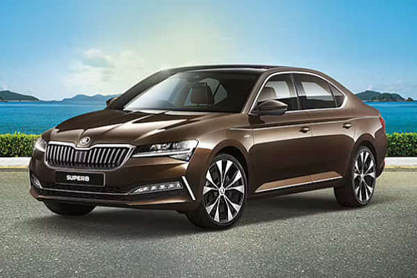 Skoda Superb 2020-2021 Side Profile